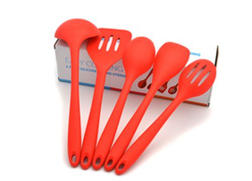 引領健康生活 茂名硅膠廚具公司及三多硅橡膠公司的專業之路